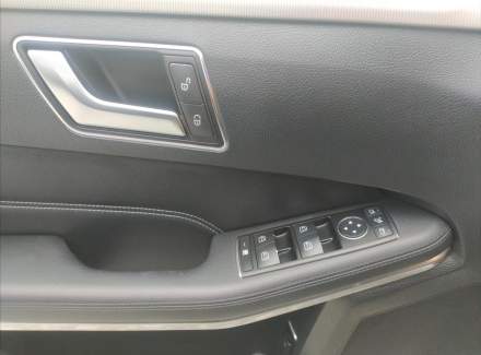 Mercedes-Benz - E-class