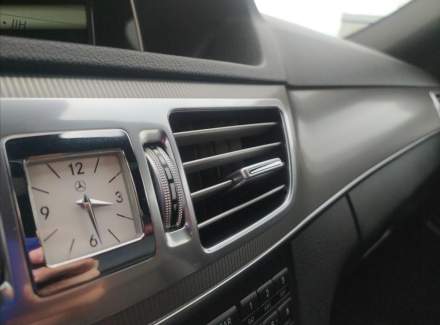 Mercedes-Benz - E-class