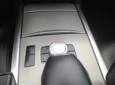 Mercedes-Benz - E-class