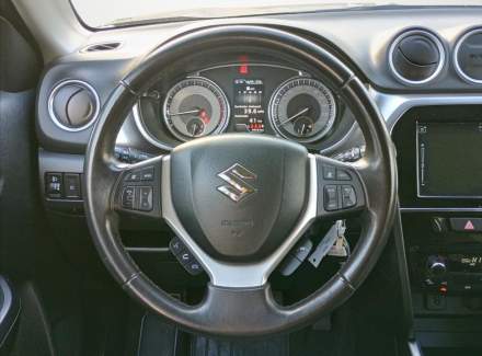 Suzuki - Vitara