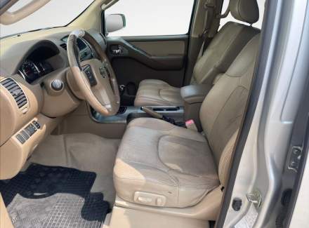 Nissan - Pathfinder
