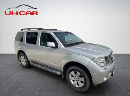 Nissan - Pathfinder