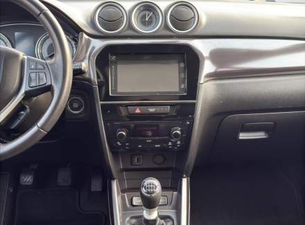 Suzuki - Vitara
