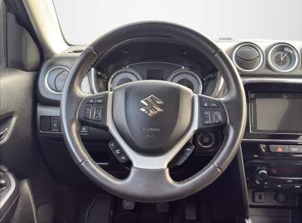 Suzuki - Vitara