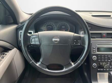Volvo - V70