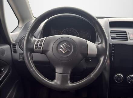 Suzuki - SX4