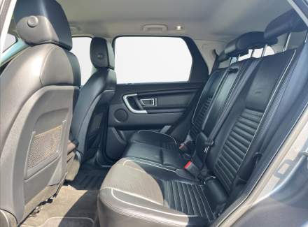 Land Rover - Discovery Sport