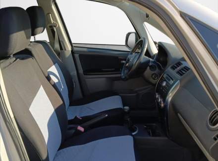 Suzuki - SX4
