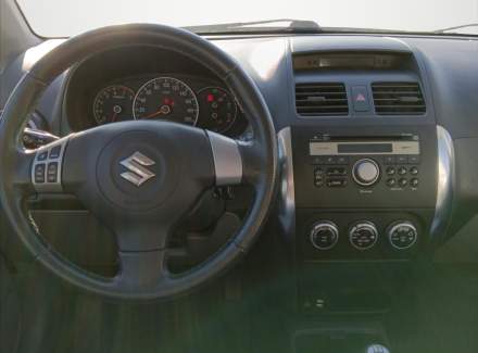 Suzuki - SX4