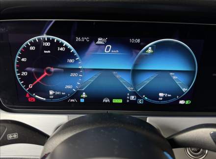 Mercedes-Benz - E-class