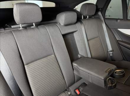 Mercedes-Benz - E-class