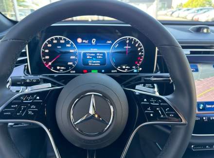 Mercedes-Benz - E-class