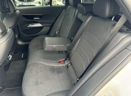 Mercedes-Benz - E-class