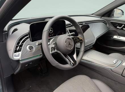 Mercedes-Benz - E-class