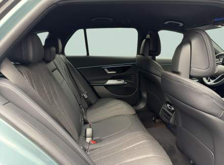 Mercedes-Benz - E-class