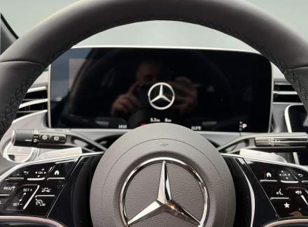 Mercedes-Benz - E-class