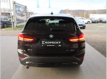 BMW - X1