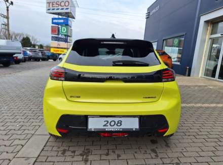 Peugeot - 208