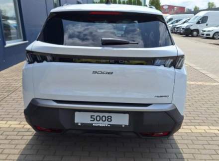 Peugeot - 5008