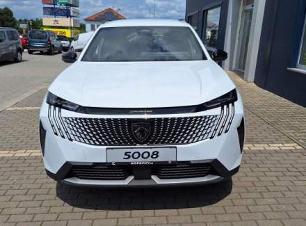 Peugeot - 5008