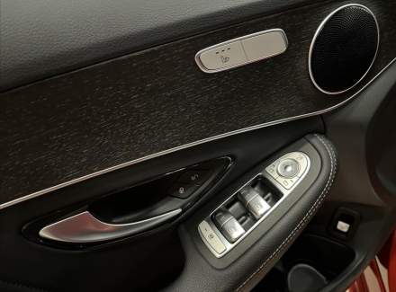 Mercedes-Benz - C-class