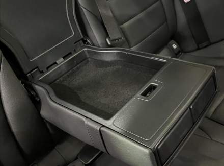 Mercedes-Benz - C-class