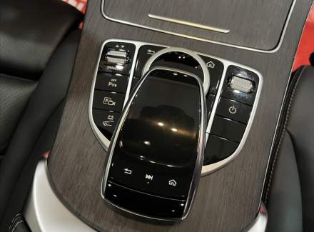 Mercedes-Benz - C-class