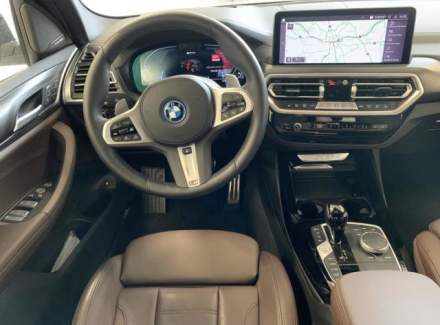 BMW - X3