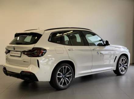 BMW - X3