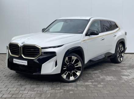 BMW - XM