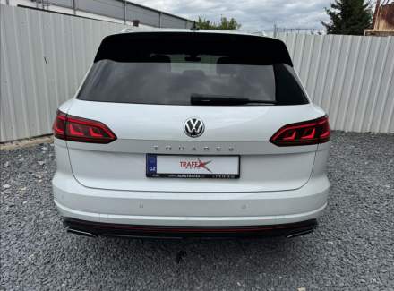 Volkswagen - Touareg