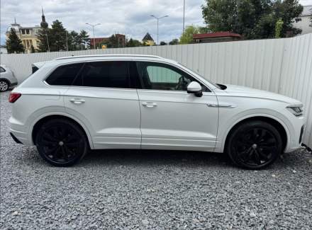 Volkswagen - Touareg