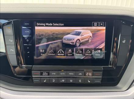 Volkswagen - Touareg