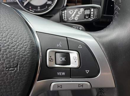 Volkswagen - Touareg