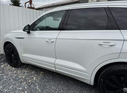 Volkswagen - Touareg