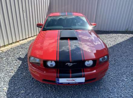 Ford - Mustang