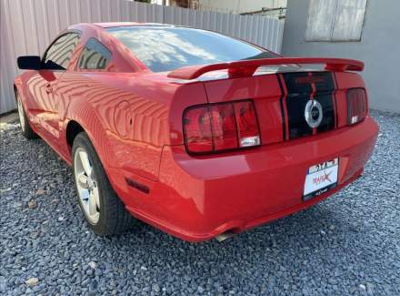Ford - Mustang