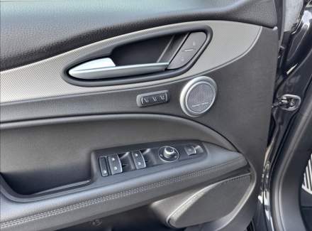 Alfa Romeo - Stelvio