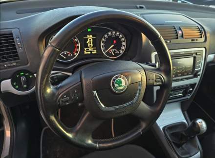 Škoda - Octavia