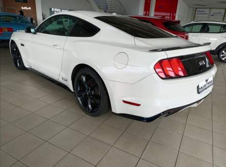 Ford - Mustang