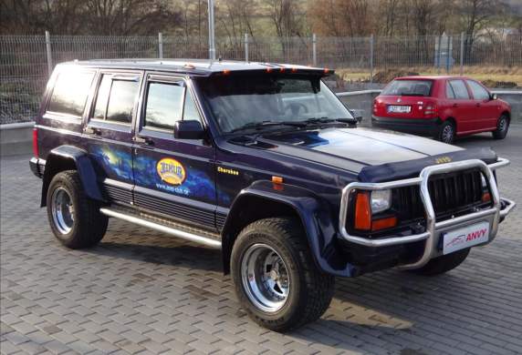 Jeep - Cherokee