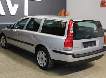 Volvo - V70