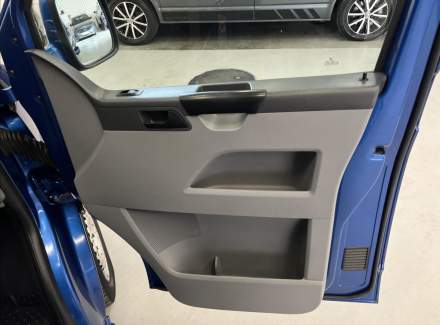 Volkswagen - Caravelle