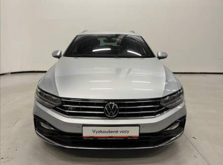 Volkswagen - Passat
