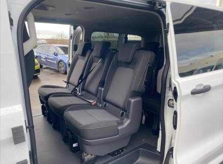 Volkswagen - Caravelle