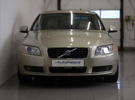 Volvo - S80