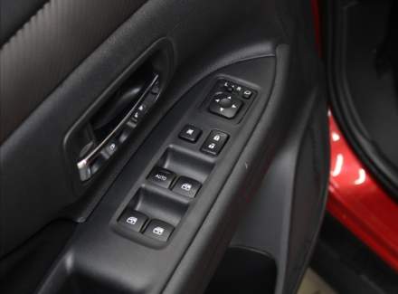 Mitsubishi - Outlander