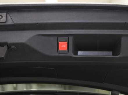 DS Automobiles - DS4 Crossback