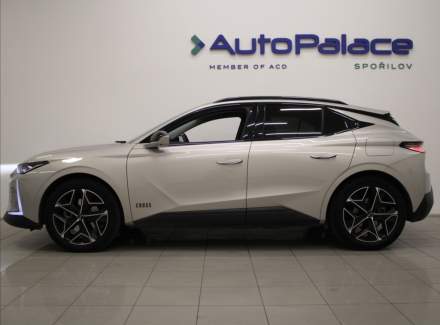 DS Automobiles - DS4 Crossback