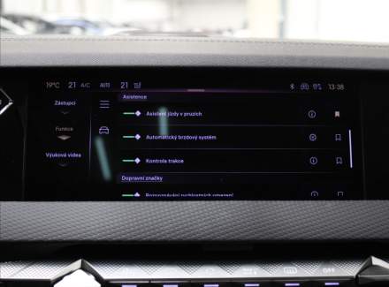 DS Automobiles - DS4 Crossback